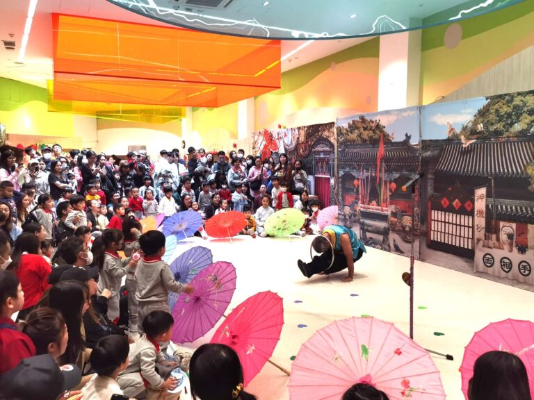 幼稚園 中華文化表演