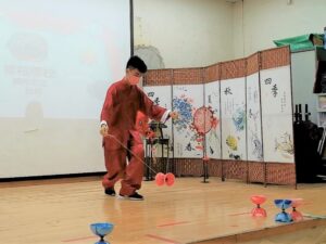 表演扯铃