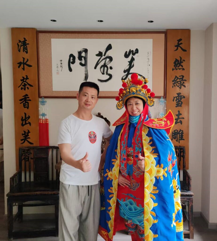 河馬與師傅合照