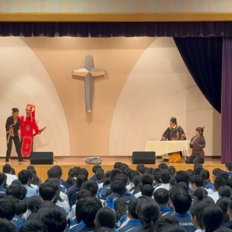 到校話劇演出-路德會協同中學