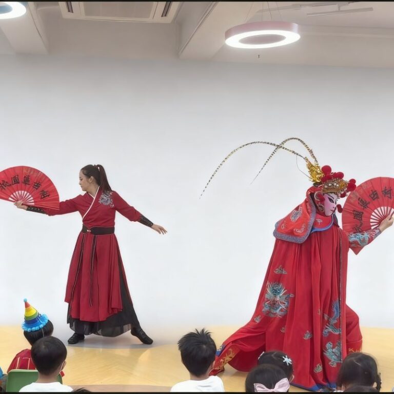 集古村街舞變臉