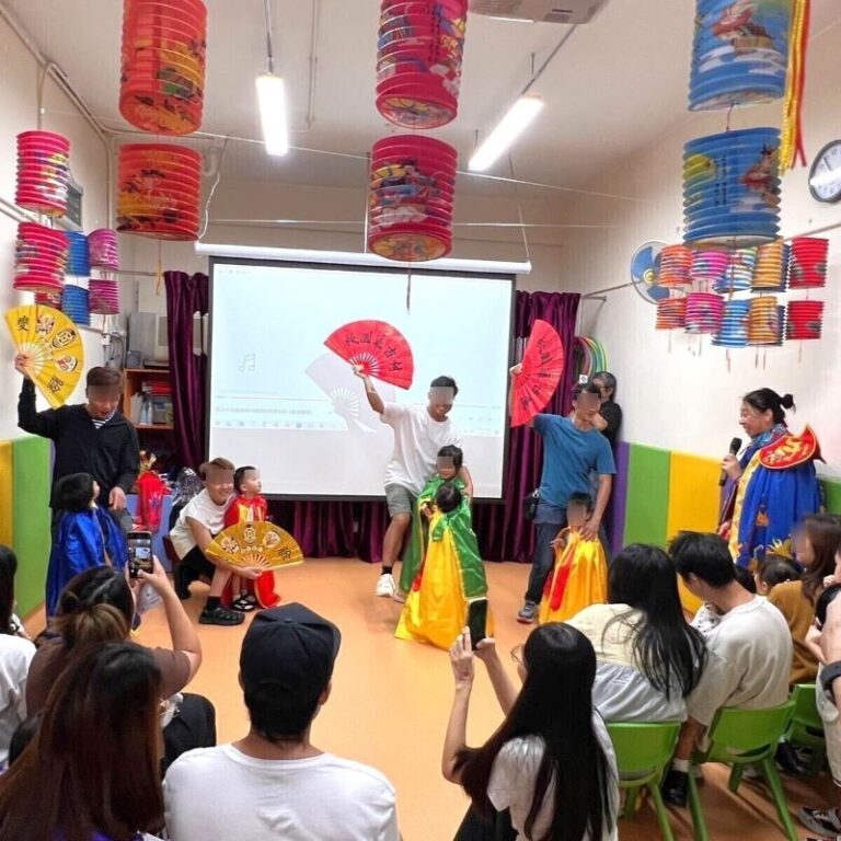 集古村變臉表演互動