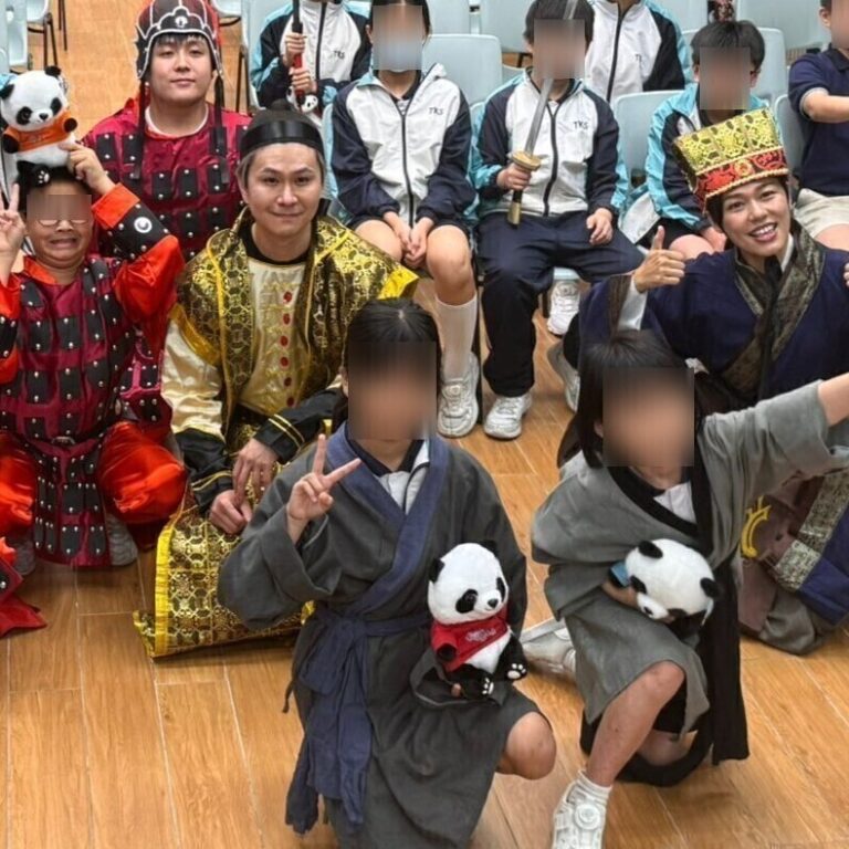 岳飛傳話劇