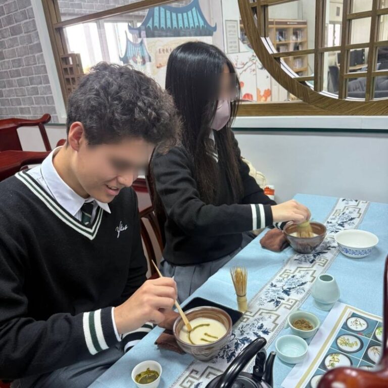 基督教香港信義會元朗信義中學 茶百戲