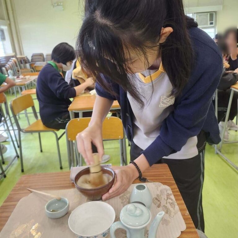 屯門官立中學 茶百戲