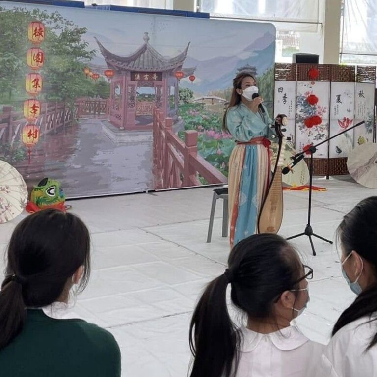 德蘭中學琵琶演奏