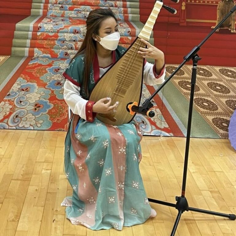 東華三院黃笏南中學琵琶演奏